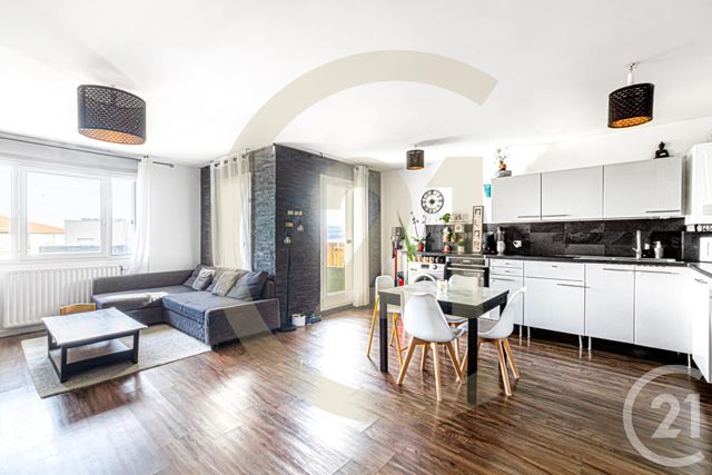 Appartement F3 à vendre - 3 pièces - 66.9 m2 - GRIGNY - 69 - RHONE-ALPES - Century 21 Hestia Ldi