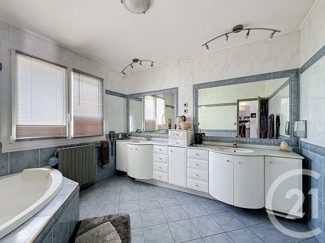 maison à vendre - 4 pièces - 131.0 m2 - GRIGNY - 69 - RHONE-ALPES - Century 21 Hestia Ldi