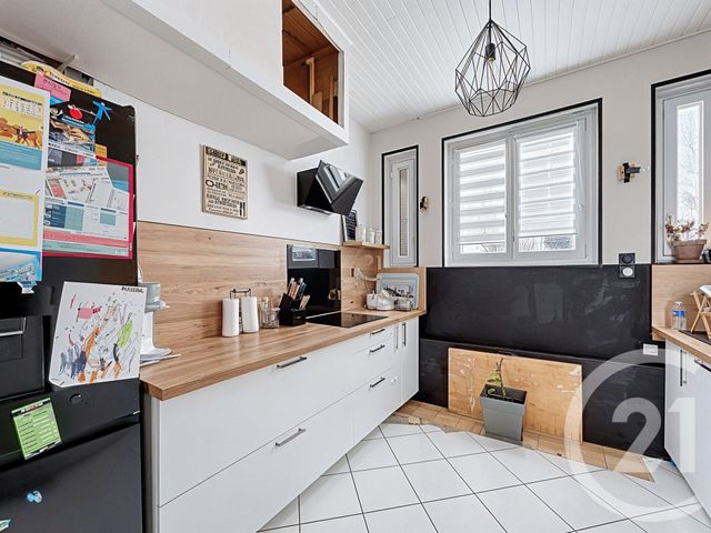 Appartement F3 à vendre - 3 pièces - 70.5 m2 - GRIGNY - 69 - RHONE-ALPES - Century 21 Hestia Ldi