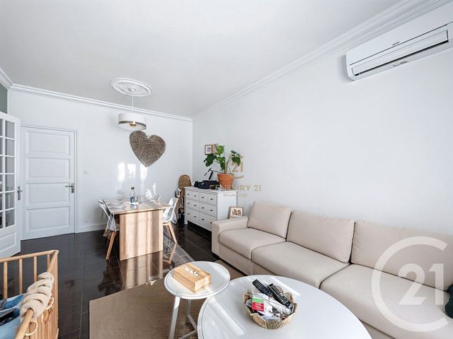 Appartement F3 à vendre - 3 pièces - 70.5 m2 - GRIGNY - 69 - RHONE-ALPES - Century 21 Hestia Ldi