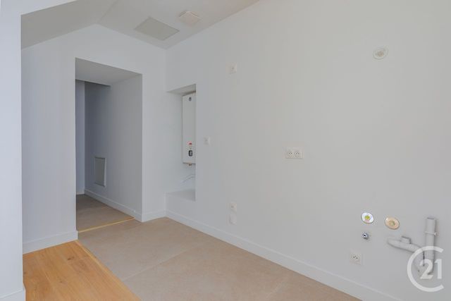 Appartement F2 à vendre - 2 pièces - 50.11 m2 - ST GENIS LAVAL - 69 - RHONE-ALPES - Century 21 Hestia Ldi