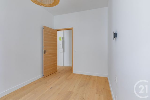 Appartement F2 à vendre - 2 pièces - 50.11 m2 - ST GENIS LAVAL - 69 - RHONE-ALPES - Century 21 Hestia Ldi