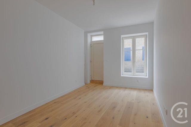 Appartement F2 à vendre - 2 pièces - 37.1 m2 - ST GENIS LAVAL - 69 - RHONE-ALPES - Century 21 Hestia Ldi