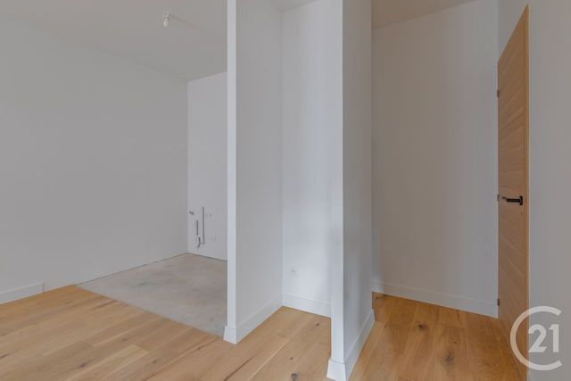 Appartement F2 à vendre - 2 pièces - 37.1 m2 - ST GENIS LAVAL - 69 - RHONE-ALPES - Century 21 Hestia Ldi