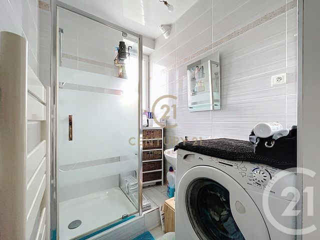 Appartement T3 à vendre - 3 pièces - 61.0 m2 - GRIGNY - 69 - RHONE-ALPES - Century 21 Hestia Ldi