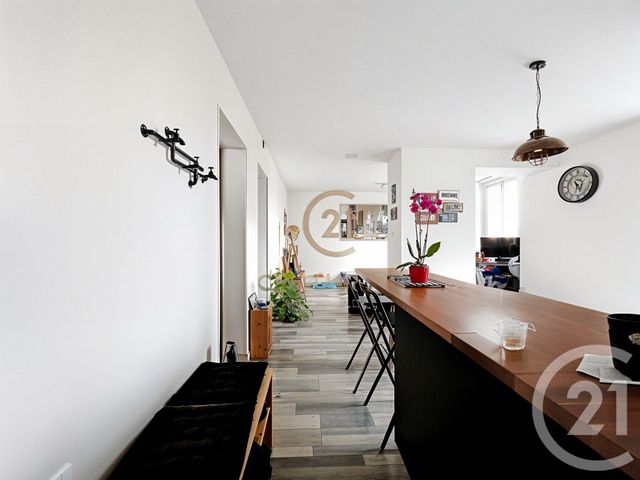 Appartement T3 à vendre - 3 pièces - 61.0 m2 - GRIGNY - 69 - RHONE-ALPES - Century 21 Hestia Ldi