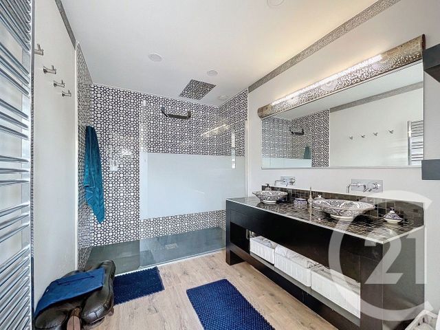 maison à vendre - 6 pièces - 295.0 m2 - ST MARTIN LA PLAINE - 42 - RHONE-ALPES - Century 21 Hestia Ldi