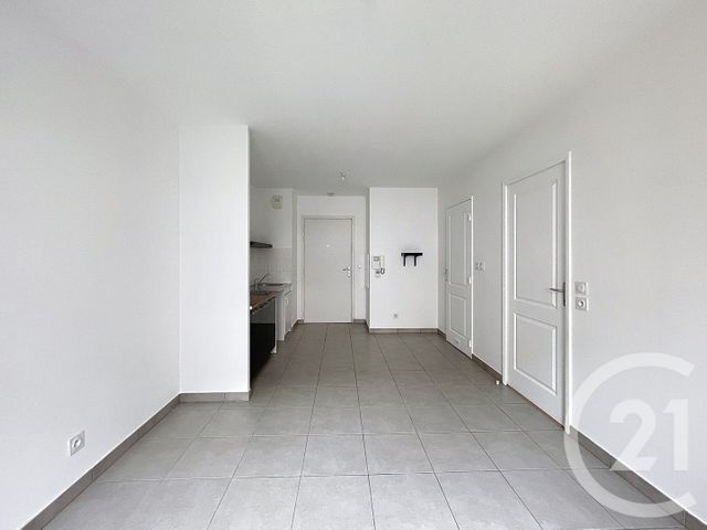 Appartement à vendre - 2 pièces - 35.3 m2 - PIERRE BENITE - 69 - RHONE-ALPES - Century 21 Hestia Ldi