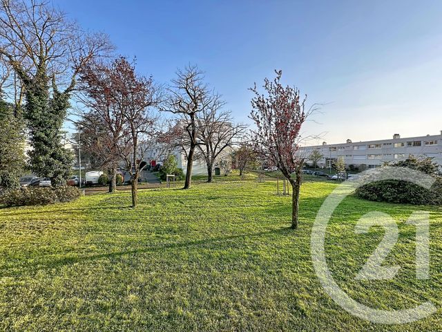 Appartement F4 à vendre - 4 pièces - 74.43 m2 - GRIGNY - 69 - RHONE-ALPES - Century 21 Hestia Ldi