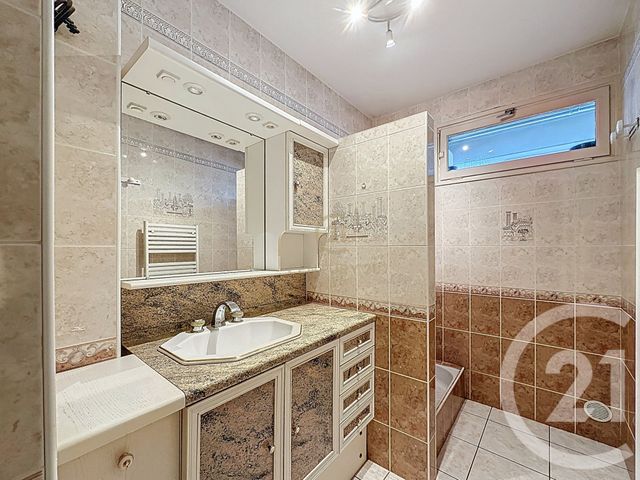 Appartement F4 à vendre - 4 pièces - 74.43 m2 - GRIGNY - 69 - RHONE-ALPES - Century 21 Hestia Ldi