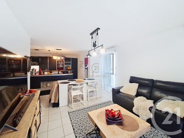 Appartement F5 à vendre - 5 pièces - 93.0 m2 - GIVORS - 69 - RHONE-ALPES - Century 21 Hestia Ldi