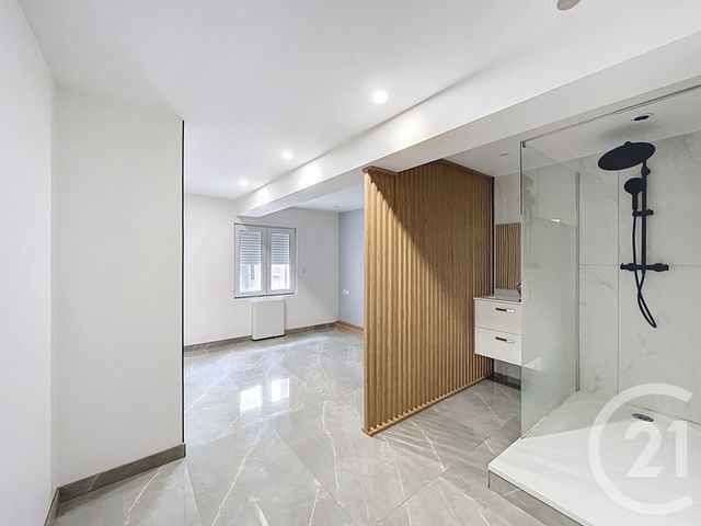 Afficher la photo en grand Appartement à vendre - 2 pièces - 44.31 m2 - GIVORS - 69 - RHONE-ALPES - Century 21 Hestia Ldi