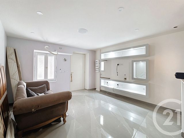 Afficher la photo en grand Appartement à vendre - 2 pièces - 44.31 m2 - GIVORS - 69 - RHONE-ALPES - Century 21 Hestia Ldi