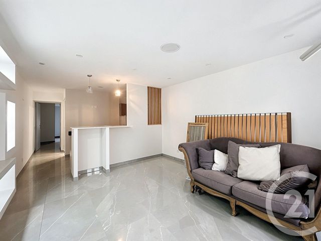 Afficher la photo en grand Appartement à vendre - 2 pièces - 44.31 m2 - GIVORS - 69 - RHONE-ALPES - Century 21 Hestia Ldi