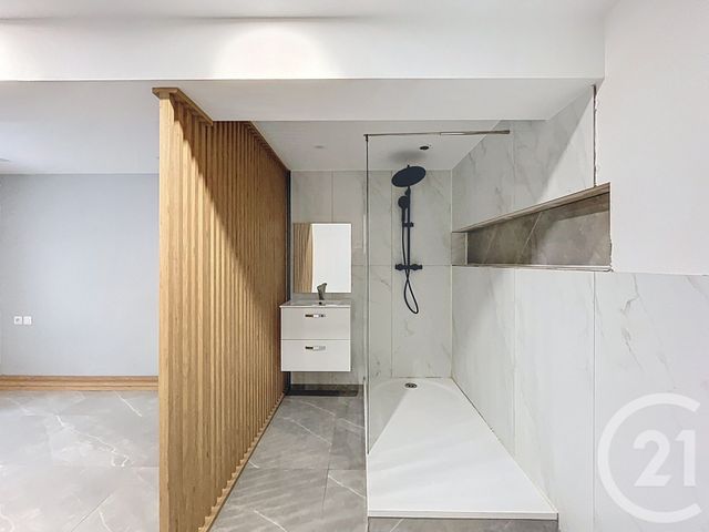 Afficher la photo en grand Appartement à vendre - 2 pièces - 44.31 m2 - GIVORS - 69 - RHONE-ALPES - Century 21 Hestia Ldi