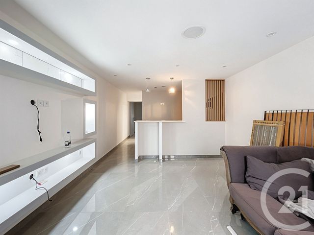 Afficher la photo en grand Appartement à vendre - 2 pièces - 44.31 m2 - GIVORS - 69 - RHONE-ALPES - Century 21 Hestia Ldi