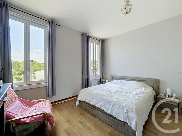 maison à vendre - 5 pièces - 160.0 m2 - GRIGNY - 69 - RHONE-ALPES - Century 21 Hestia Ldi