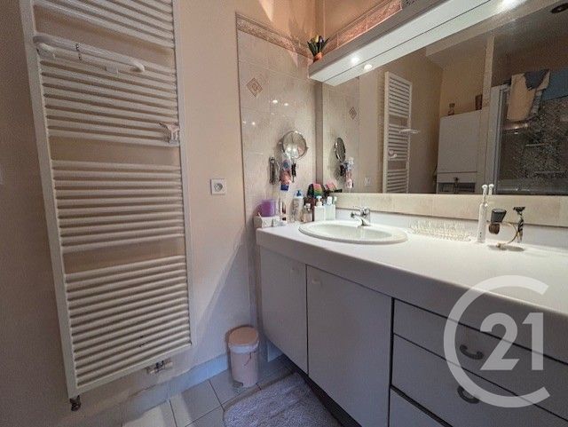 maison à vendre - 5 pièces - 146.0 m2 - GRIGNY - 69 - RHONE-ALPES - Century 21 Hestia Ldi