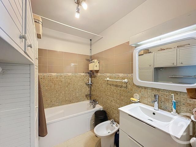 Afficher la photo en grand maison à vendre - 7 pièces - 185.68 m2 - MONTAGNY - 69 - RHONE-ALPES - Century 21 Hestia Ldi