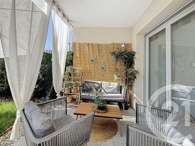 Appartement F3 à vendre - 3 pièces - 61.0 m2 - GIVORS - 69 - RHONE-ALPES - Century 21 Hestia Ldi