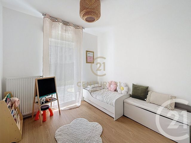 Appartement F3 à vendre - 3 pièces - 61.0 m2 - GIVORS - 69 - RHONE-ALPES - Century 21 Hestia Ldi