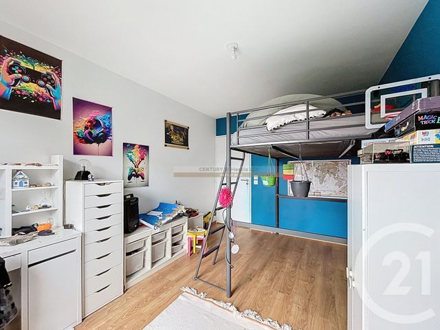 Appartement à vendre - 4 pièces - 80.8 m2 - DECINES CHARPIEU - 69 - RHONE-ALPES - Century 21 Hestia Ldi