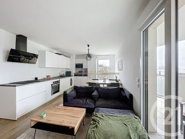 Appartement à vendre - 4 pièces - 80.8 m2 - DECINES CHARPIEU - 69 - RHONE-ALPES - Century 21 Hestia Ldi