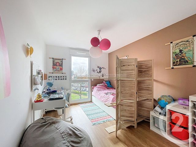 Appartement à vendre - 4 pièces - 80.8 m2 - DECINES CHARPIEU - 69 - RHONE-ALPES - Century 21 Hestia Ldi