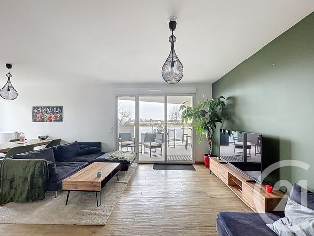 Appartement à vendre - 4 pièces - 80.8 m2 - DECINES CHARPIEU - 69 - RHONE-ALPES - Century 21 Hestia Ldi