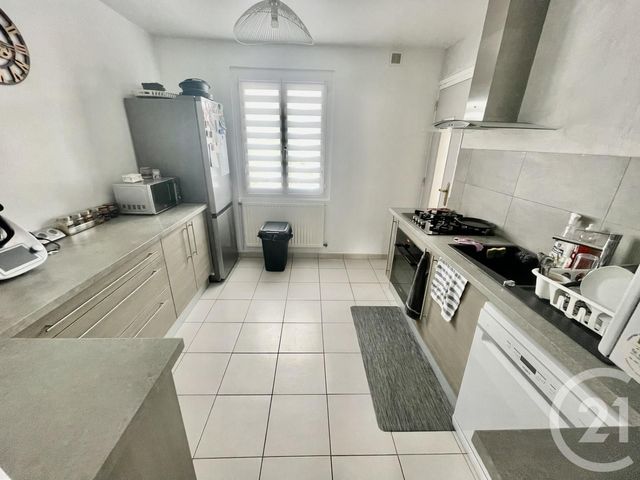 Appartement F3 à louer - 3 pièces - 67.31 m2 - GIVORS - 69 - RHONE-ALPES - Century 21 Hestia Ldi