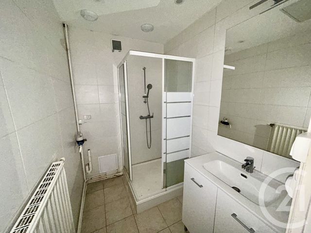 Appartement F3 à louer - 3 pièces - 62.82 m2 - GIVORS - 69 - RHONE-ALPES - Century 21 Hestia Ldi