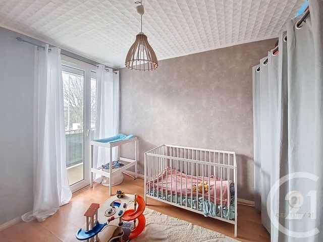 Appartement F4 à vendre - 4 pièces - 75.0 m2 - GRIGNY - 69 - RHONE-ALPES - Century 21 Hestia Ldi