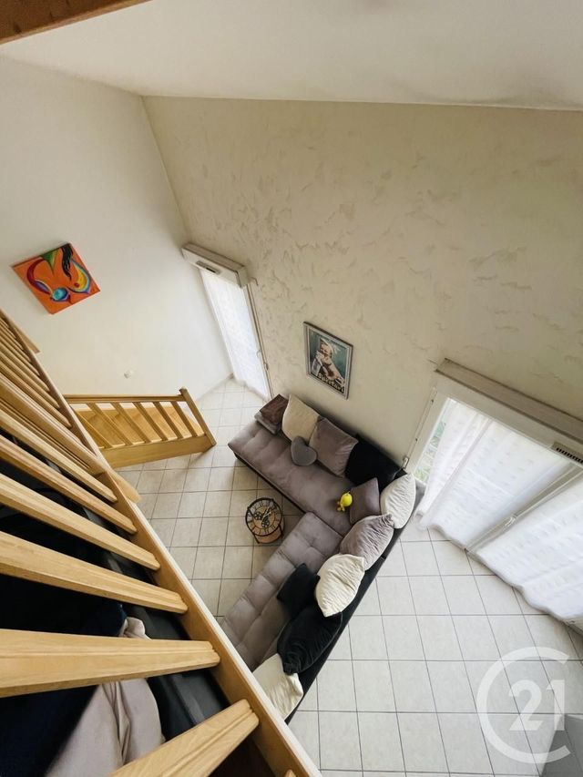 Appartement F1 bis à vendre - 2 pièces - 41.13 m2 - GRIGNY - 69 - RHONE-ALPES - Century 21 Hestia Ldi