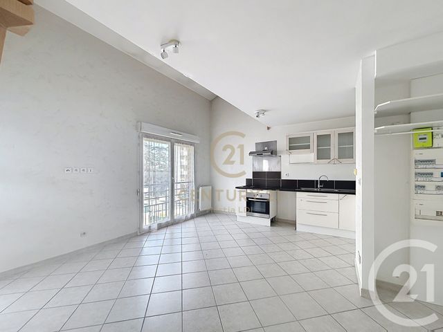 Appartement F1 bis à vendre - 2 pièces - 41.13 m2 - GRIGNY - 69 - RHONE-ALPES - Century 21 Hestia Ldi