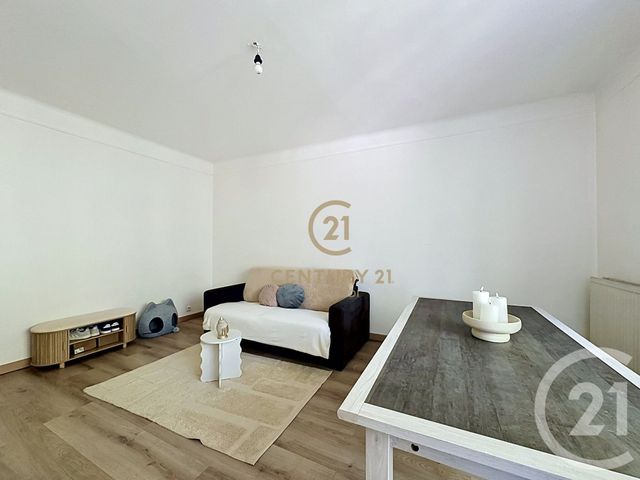 Appartement T2 à vendre - 2 pièces - 51.5 m2 - GIVORS - 69 - RHONE-ALPES - Century 21 Hestia Ldi