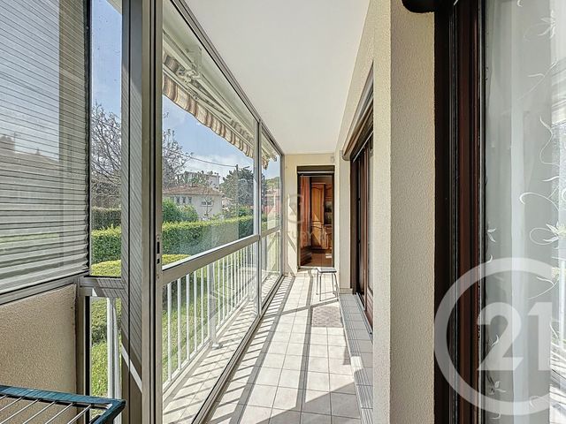 Appartement F3 à vendre - 3 pièces - 63.0 m2 - GIVORS - 69 - RHONE-ALPES - Century 21 Hestia Ldi