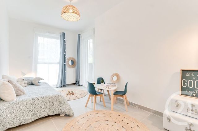 Appartement à vendre - 4 pièces - 78.0 m2 - GIVORS - 69 - RHONE-ALPES - Century 21 Hestia Ldi