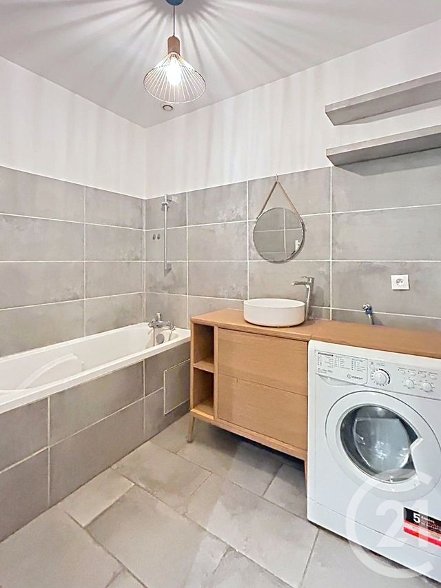 Appartement F3 à vendre - 3 pièces - 70.34 m2 - RIVE DE GIER - 42 - RHONE-ALPES - Century 21 Hestia Ldi