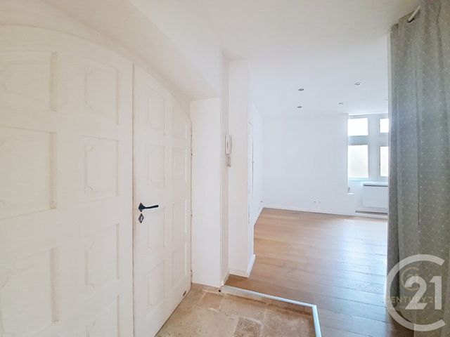 Appartement F2 à louer - 2 pièces - 50.89 m2 - MILLERY - 69 - RHONE-ALPES - Century 21 Hestia Ldi