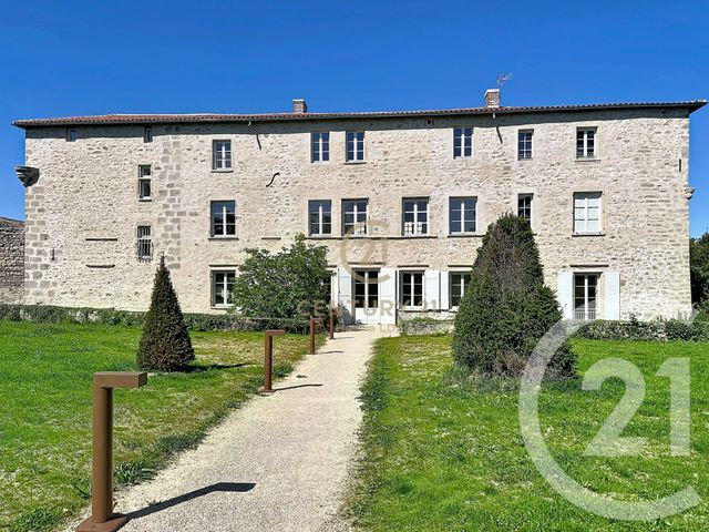 Appartement F2 à louer - 2 pièces - 47.0 m2 - CHASSAGNY - 69 - RHONE-ALPES - Century 21 Hestia Ldi