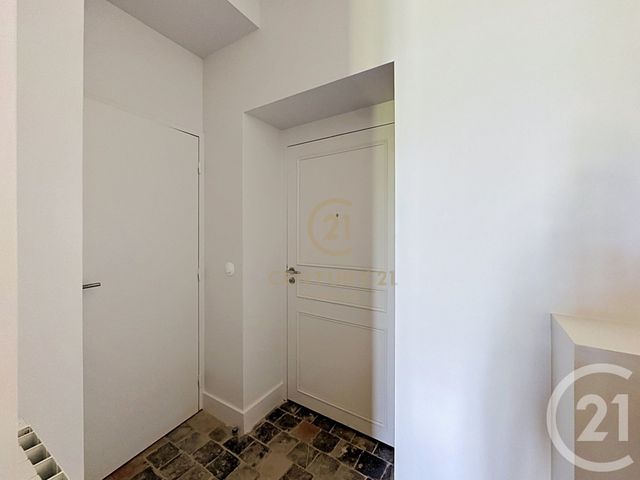 Appartement F2 à louer - 2 pièces - 47.0 m2 - CHASSAGNY - 69 - RHONE-ALPES - Century 21 Hestia Ldi