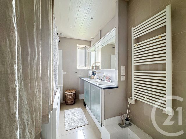 Appartement F3 à vendre - 3 pièces - 61.16 m2 - GRIGNY - 69 - RHONE-ALPES - Century 21 Hestia Ldi