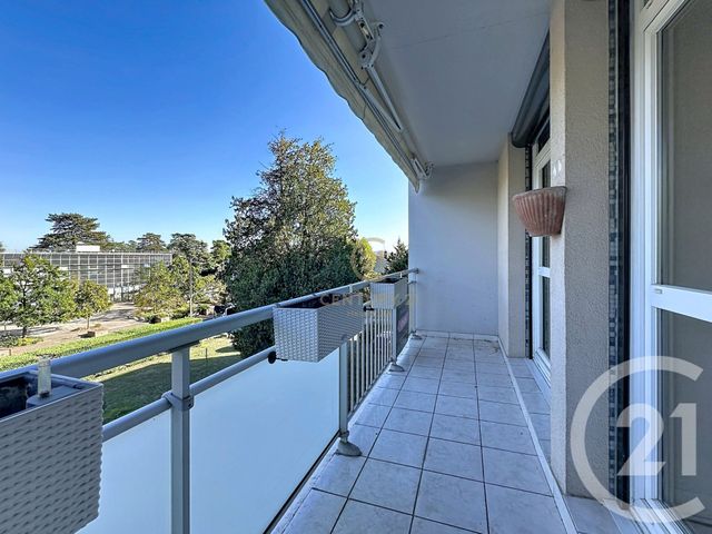 Appartement F3 à vendre - 3 pièces - 61.51 m2 - ST GENIS LAVAL - 69 - RHONE-ALPES - Century 21 Hestia Ldi