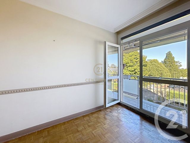 Appartement F3 à vendre - 3 pièces - 61.51 m2 - ST GENIS LAVAL - 69 - RHONE-ALPES - Century 21 Hestia Ldi