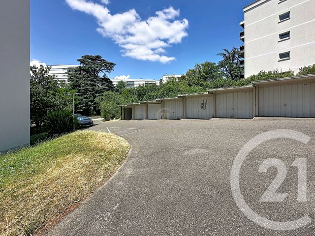 Appartement F3 à vendre - 3 pièces - 67.0 m2 - STE FOY LES LYON - 69 - RHONE-ALPES - Century 21 Hestia Ldi