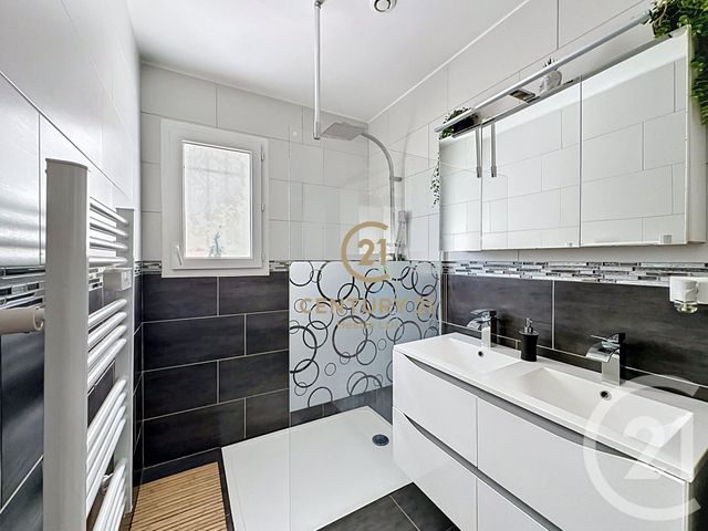 Appartement T4 à vendre - 4 pièces - 91.0 m2 - MONTAGNY - 69 - RHONE-ALPES - Century 21 Hestia Ldi