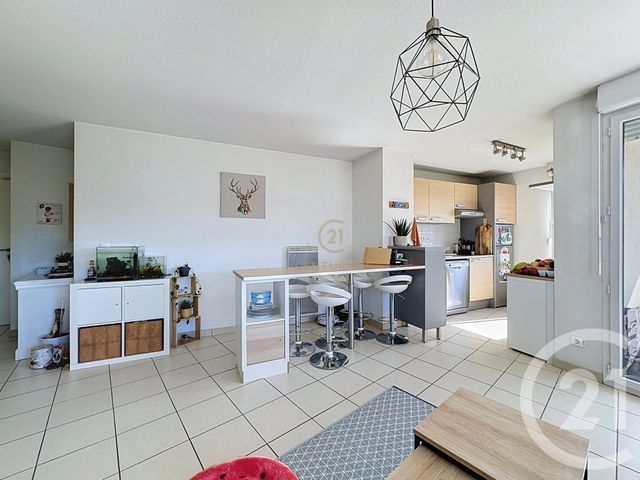 Appartement T3 à vendre - 4 pièces - 62.0 m2 - GRIGNY - 69 - RHONE-ALPES - Century 21 Hestia Ldi