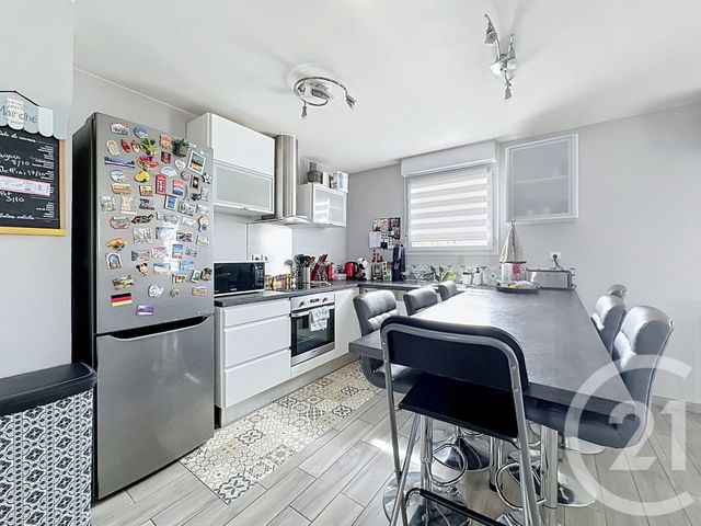 Appartement F4 à vendre - 4 pièces - 89.0 m2 - GRIGNY - 69 - RHONE-ALPES - Century 21 Hestia Ldi